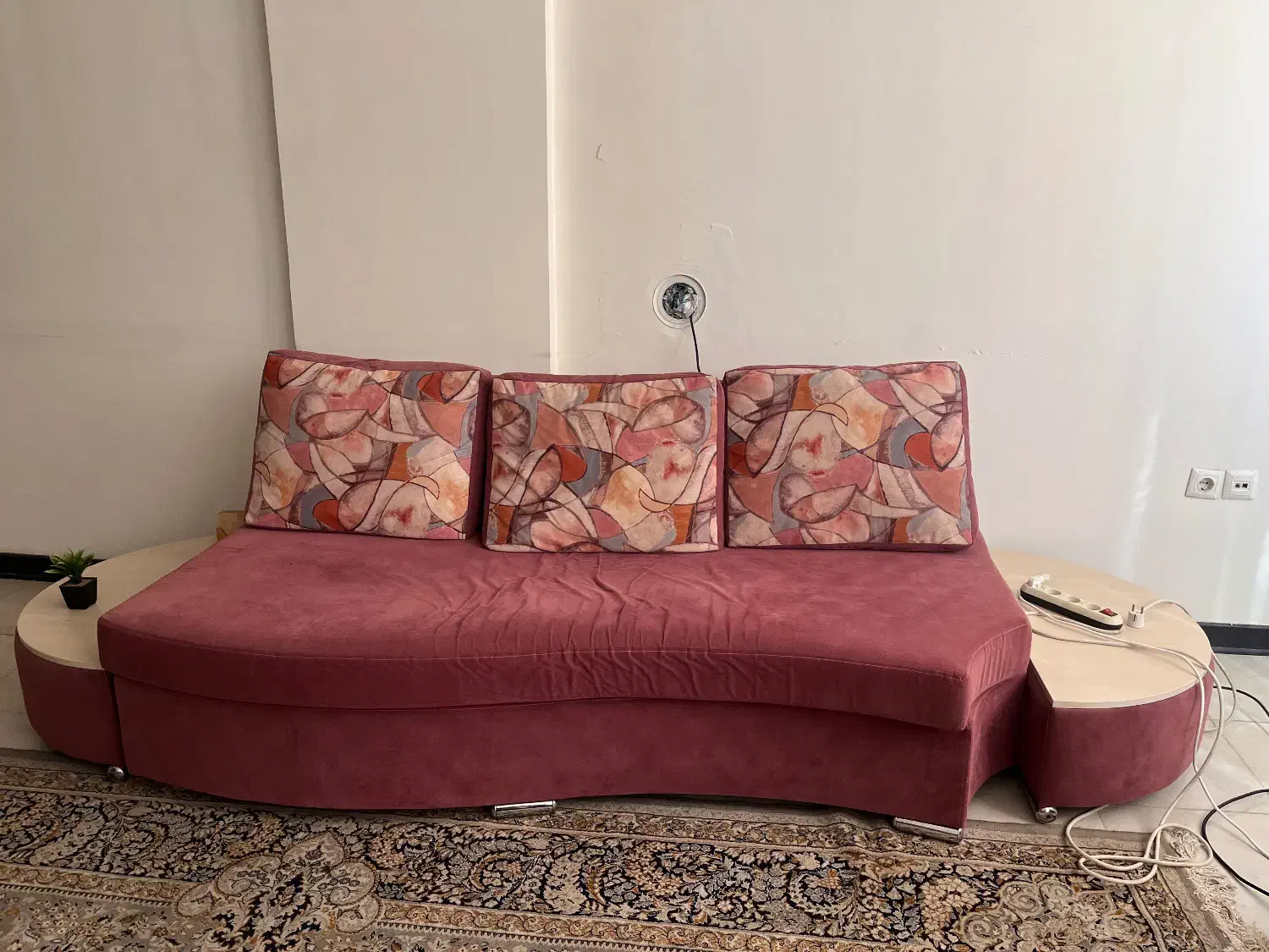 مبل تمیز و سالم|مبلمان خانگی و میز عسلی|شیراز, احمدآباد|دیوار