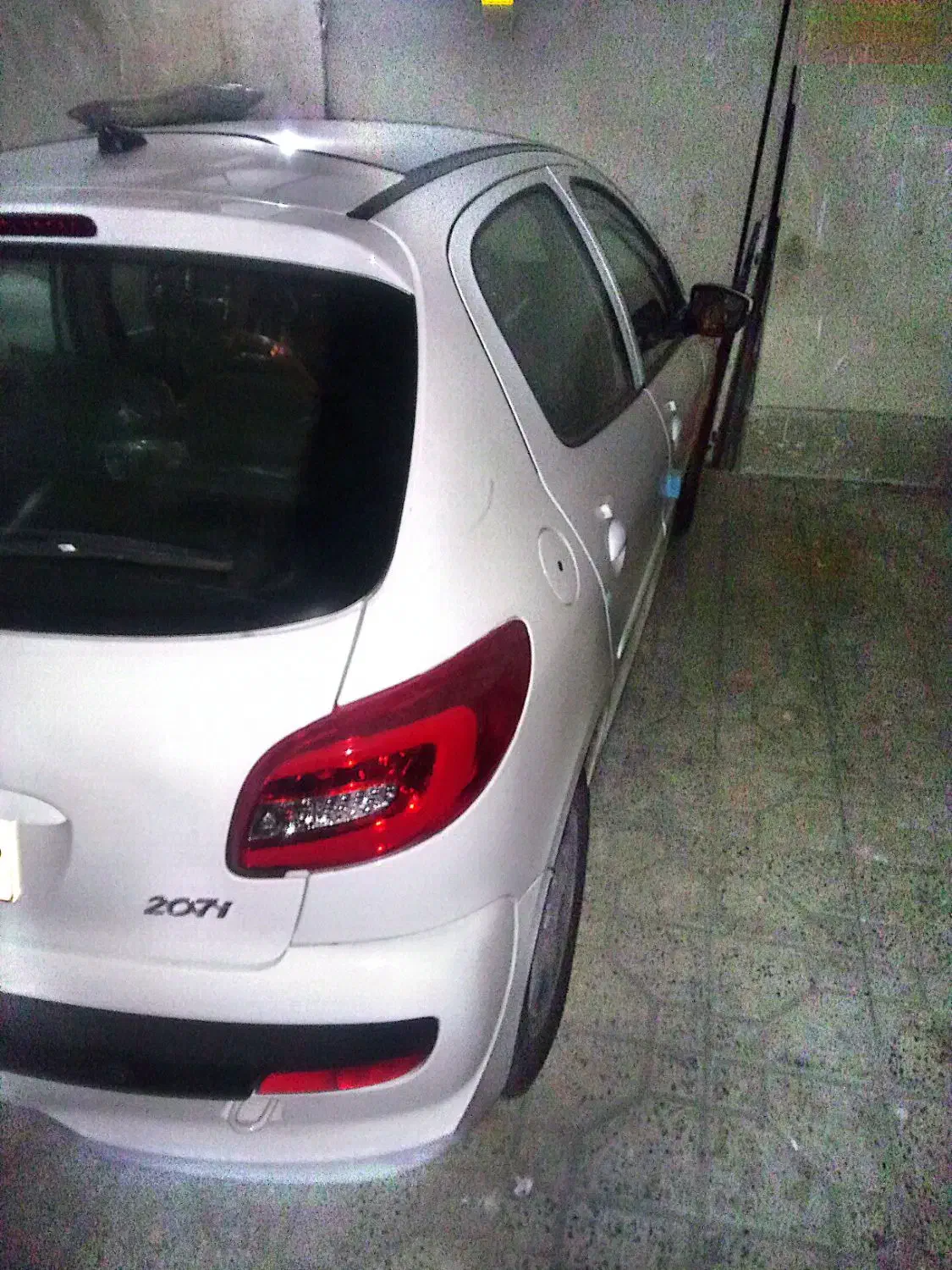 پژو۲۰۷ ارتقا یافته مدل ۴۰۳ کارکرد۳۵۰۰|خودرو سواری و وانت|اراک, |دیوار