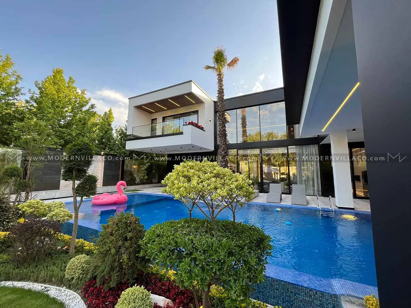 ویلایی/250 متر /شیک و فضای آرام/جلال|اجارهٔ خانه و ویلا|مشهد, شهید رضوی|دیوار