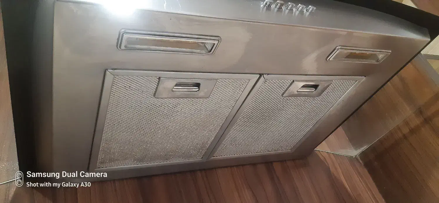 هود بیمکث شومینه ای|هود|صدرا-فارس, فاز ۱|دیوار