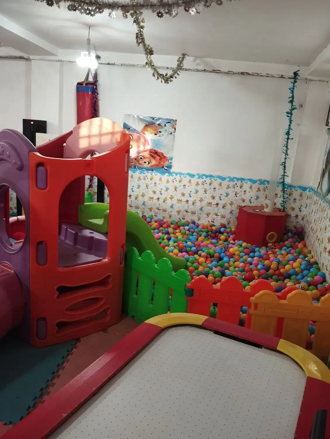 سرسره دوبرج جنس عالی|اسباب‌‌بازی|چهارباغ, |دیوار