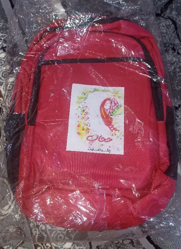 کیف|کیف، کفش، کمربند|آبیک, |دیوار