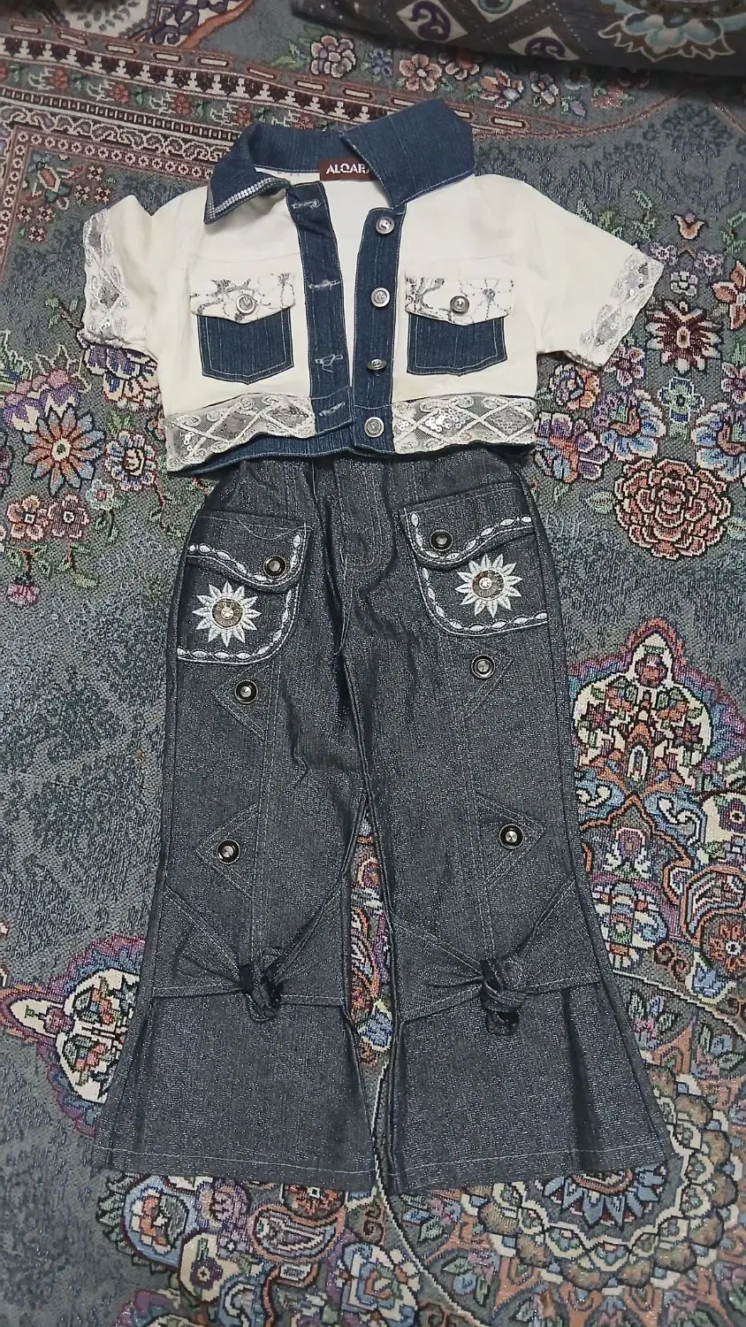 کت وشلوار لی دخترانه در حد نو|کفش و لباس بچه|بروجرد, |دیوار