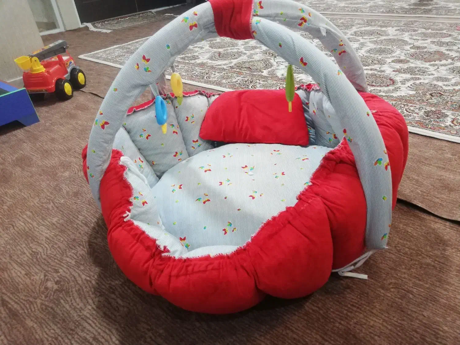 اسباب بازی، تشک بازی نوزاد|اسباب و اثاث بچه|خرمآباد, |دیوار