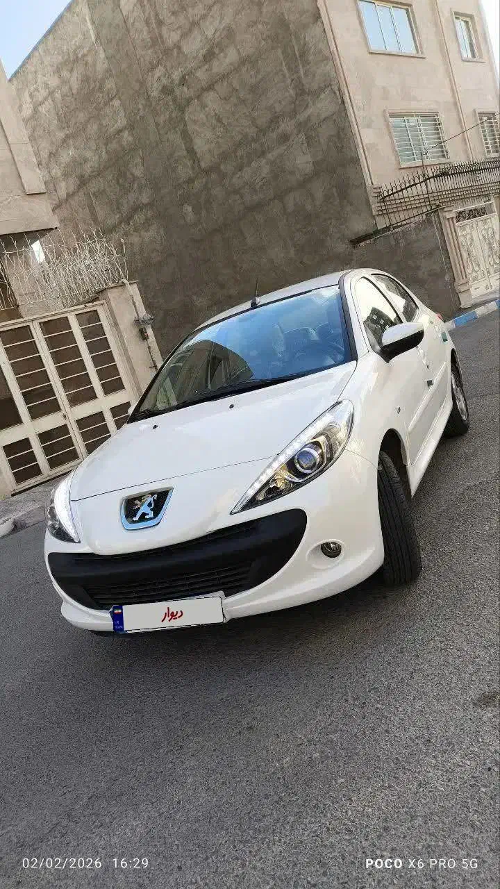 ۲۰۷ اتوماتیک سقف فلزی|خودرو سواری و وانت|شهریار, شهرک امیریه|دیوار