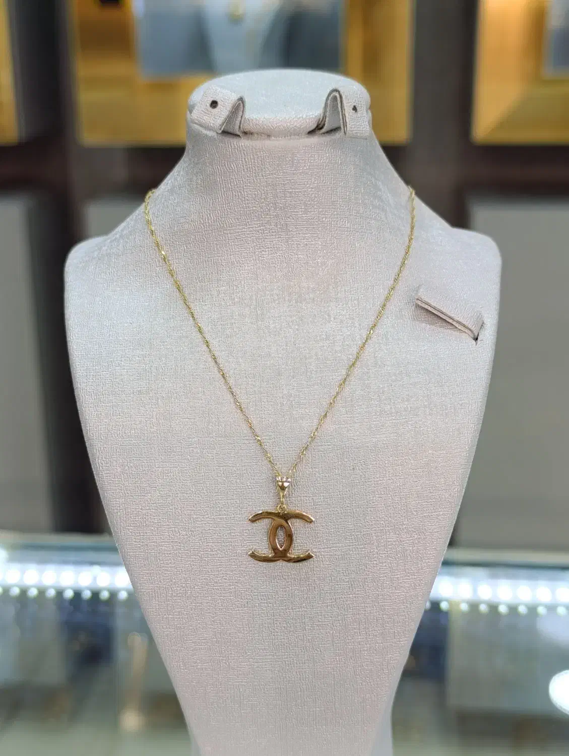 مدال آویز شنل دسته 2|جواهرات|ایلام, |دیوار