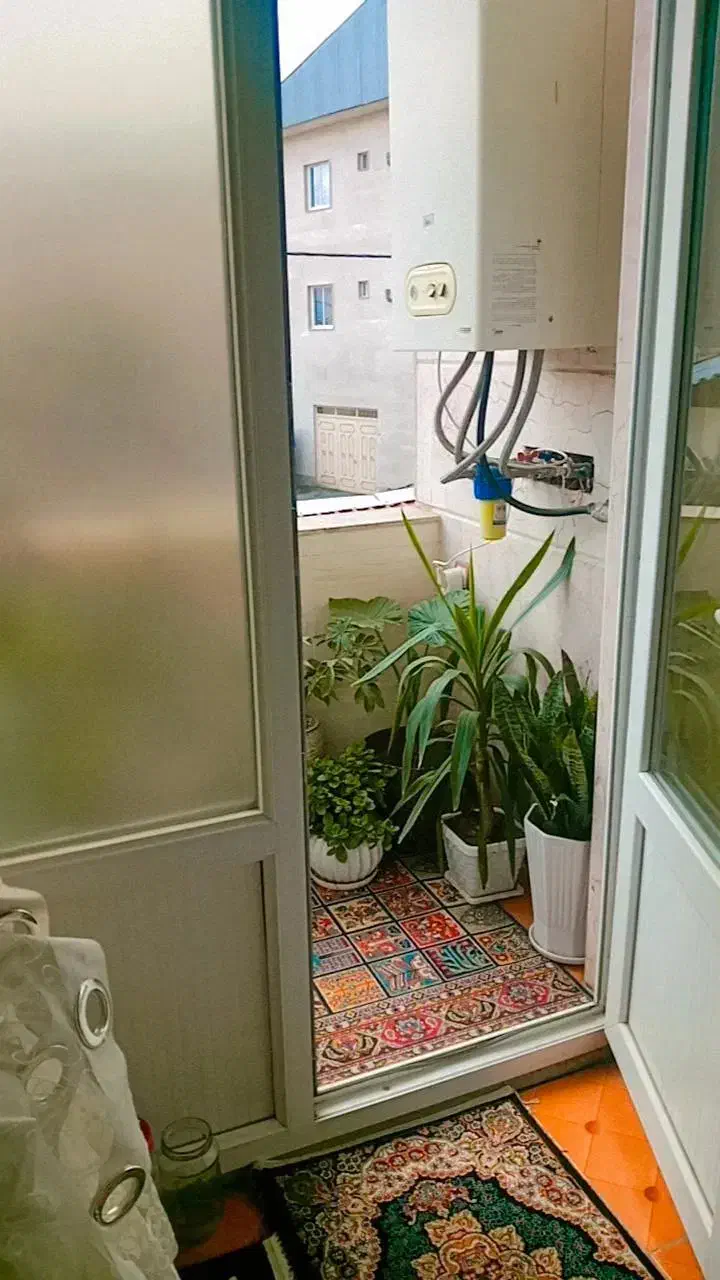 آپارتمان ۸۶متری طبقه اول|اجارهٔ آپارتمان|صومعهسرا, |دیوار