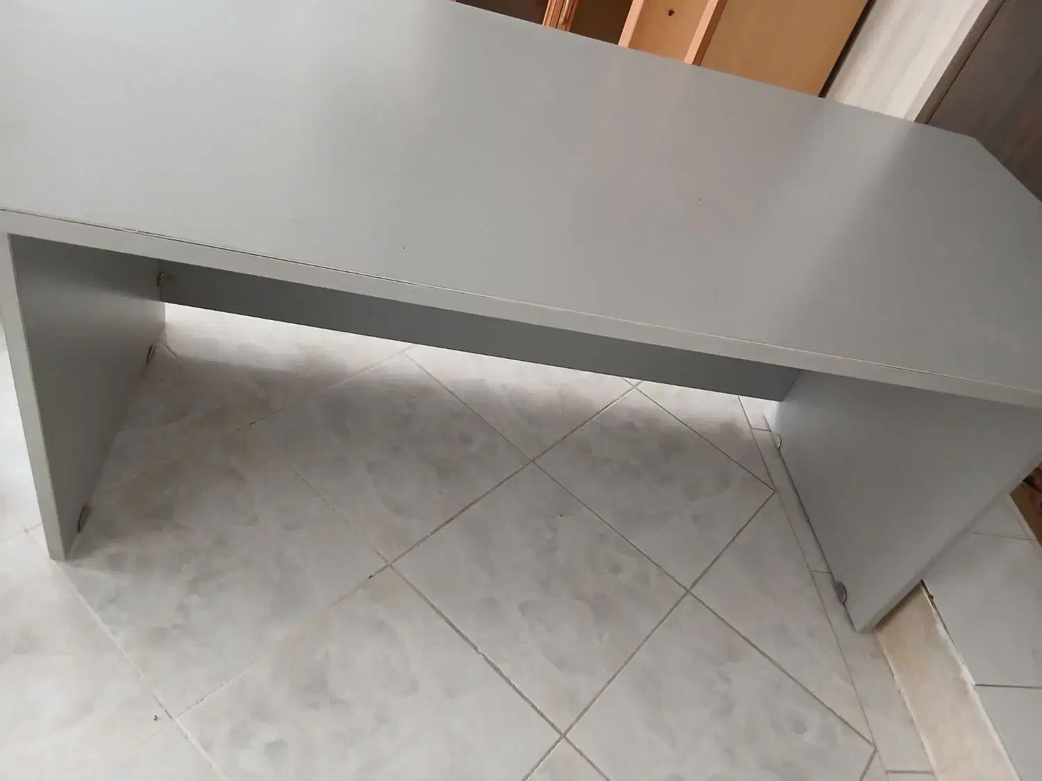 میزکار|میز تحریر و کامپیوتر|ایلام, |دیوار