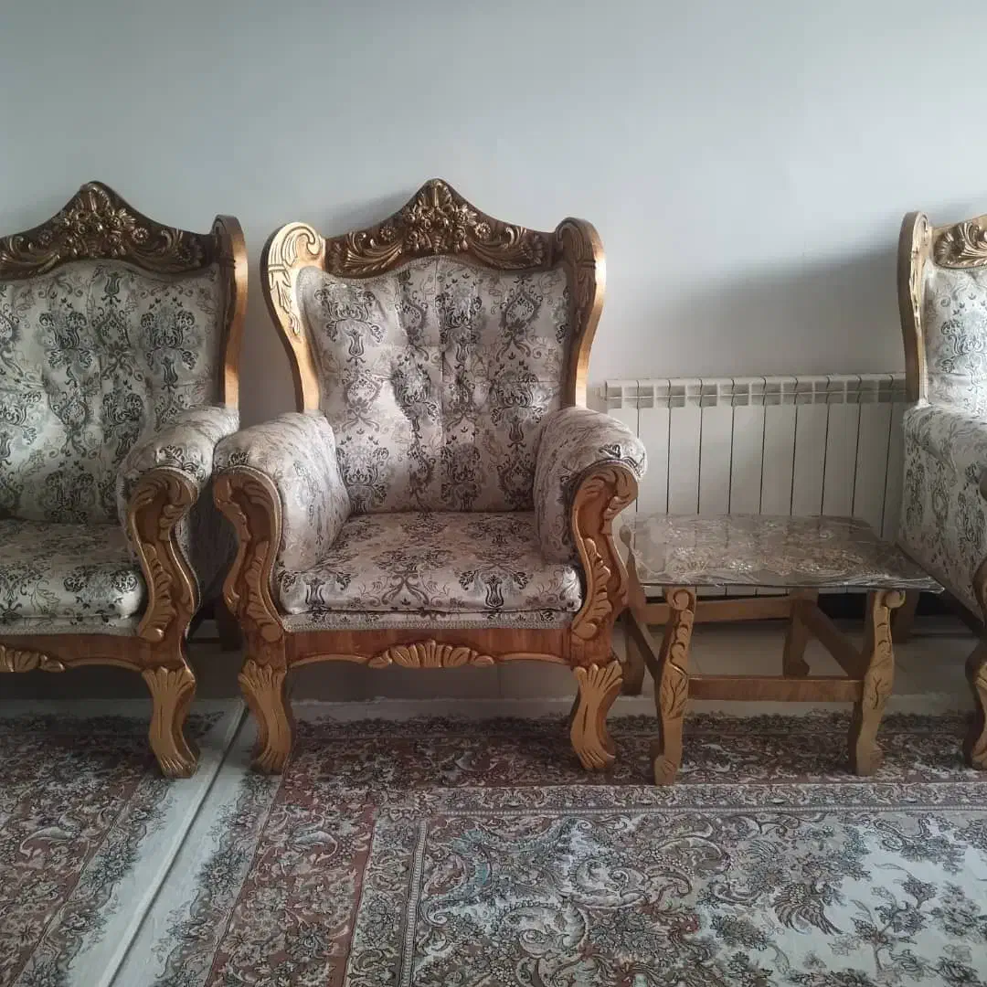 فروش یک دست مبل نه نفره|مبلمان خانگی و میز عسلی|سنندج, |دیوار