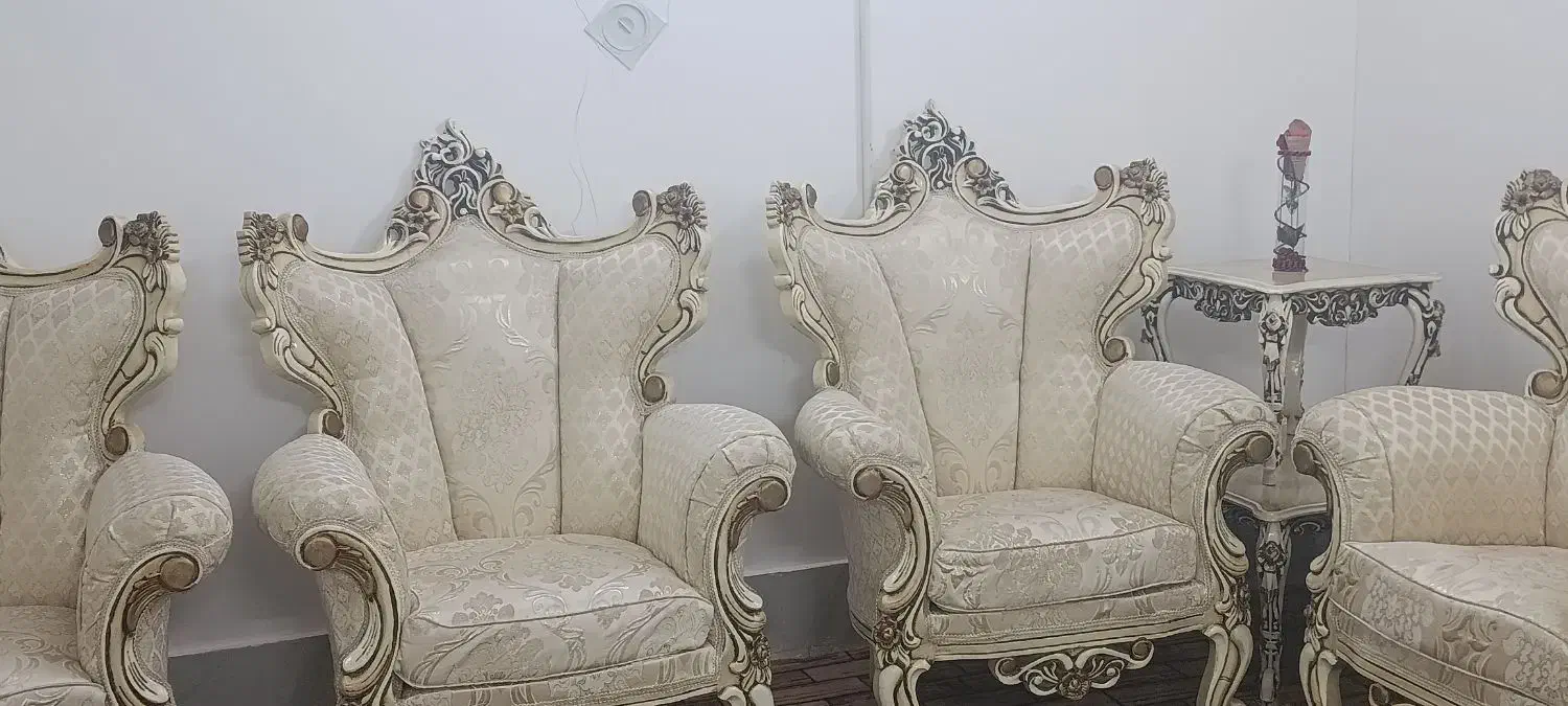 مبل زیبا|مبلمان خانگی و میز عسلی|قم, شهر قائم|دیوار