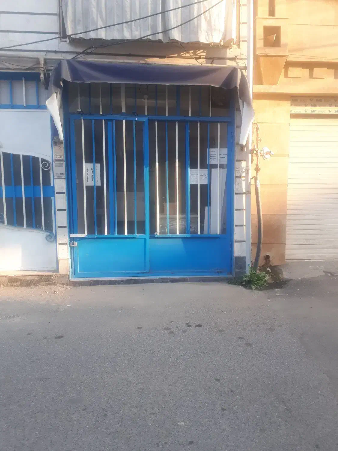 اجازه مغازه|اجارهٔ مغازه و غرفه|رشت, آزادگان|دیوار