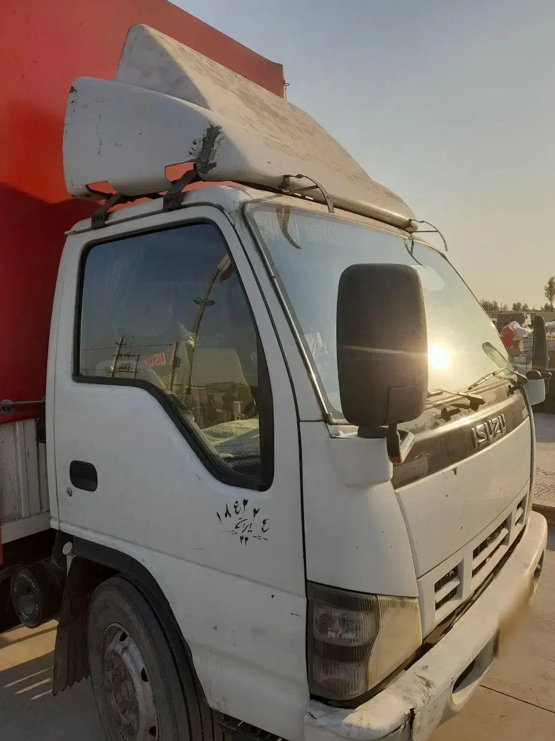 ایسوزو۶تن مدل ۸۶ بدون رنگ وضربه|خودرو سنگین|تهران, میدان میوه و تره‌بار مرکزی|دیوار