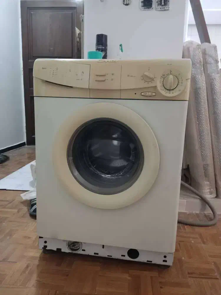 ماشین لباسشویی ۵ کیلویی کندی|ماشین لباسشویی و خشککن لباس|تهران, امانیه|دیوار