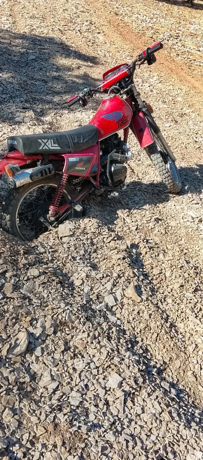 موتور تریل ایکسل|موتورسیکلت|گچی, |دیوار