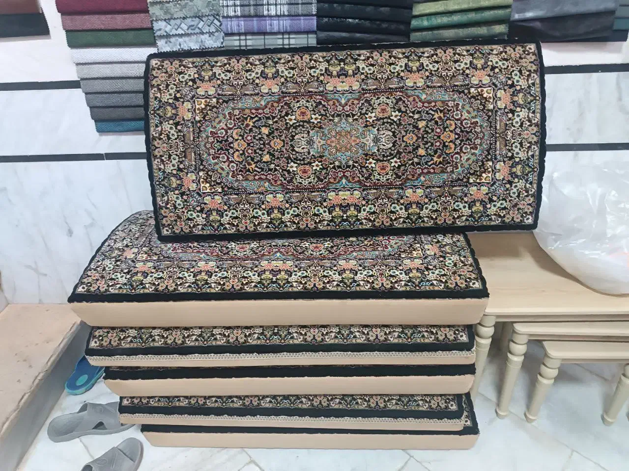 پشتی|پشتی|روانسر, |دیوار