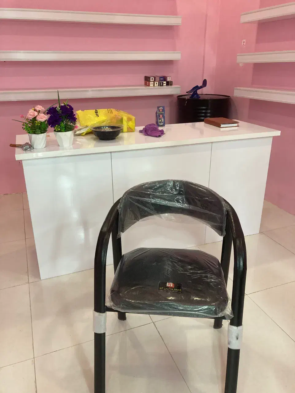 میز.صندلی|صندلی و نیمکت|ایلام, |دیوار