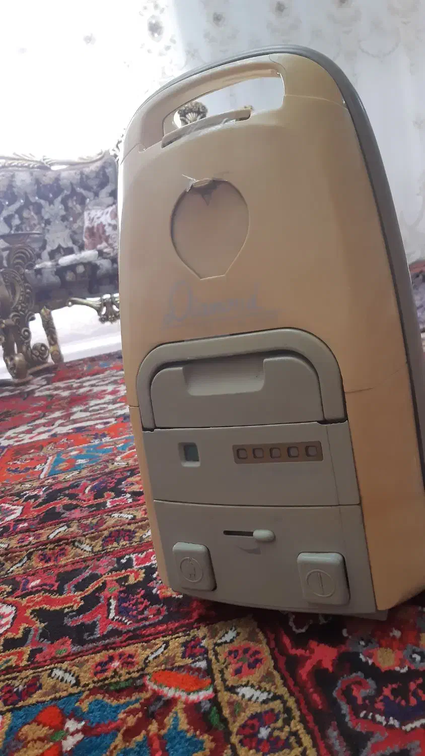 باسلام یک عدد جارو برقی سالم در حال کار|جاروبرقی، جارو شارژی، بخارشو|تبریز, |دیوار