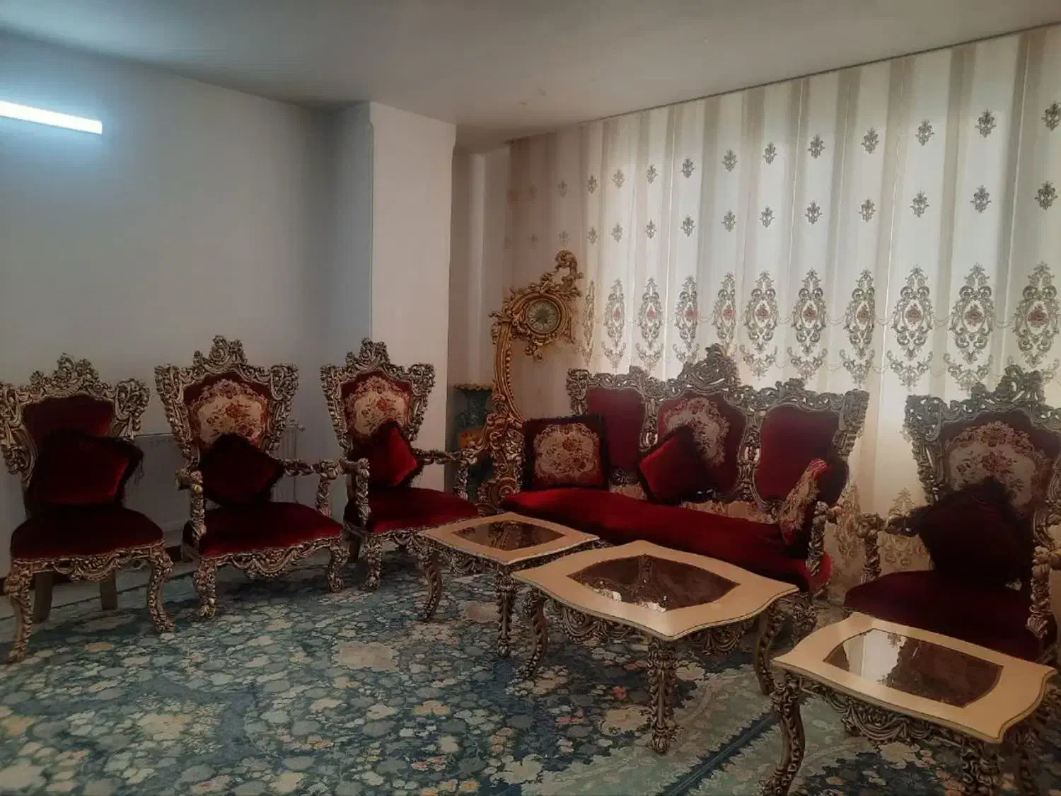 مبلمان ۹ نفره استیل در حدنو سلطنتی با میز عسلی|مبلمان خانگی و میز عسلی|قم, هنرستان|دیوار
