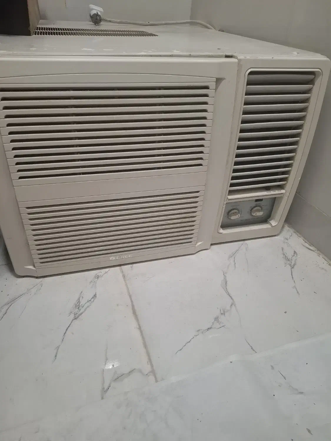 کولر پنجره ای|کولر گازی و فنکوئل|بندر دیر, |دیوار