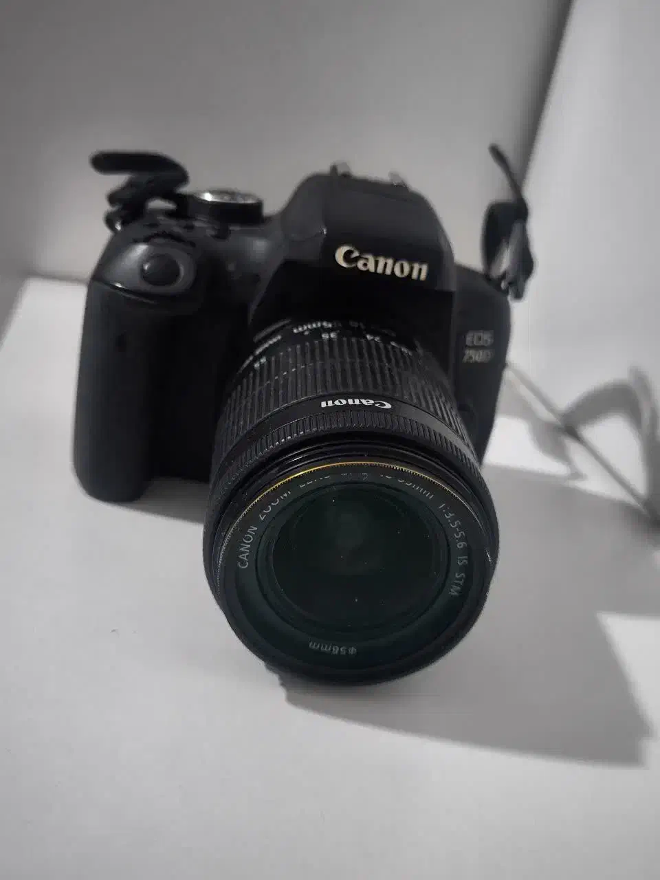 دوربین عکاسی کنون 750D|دوربین عکاسی و فیلم‌برداری|ری, دیلمان|دیوار