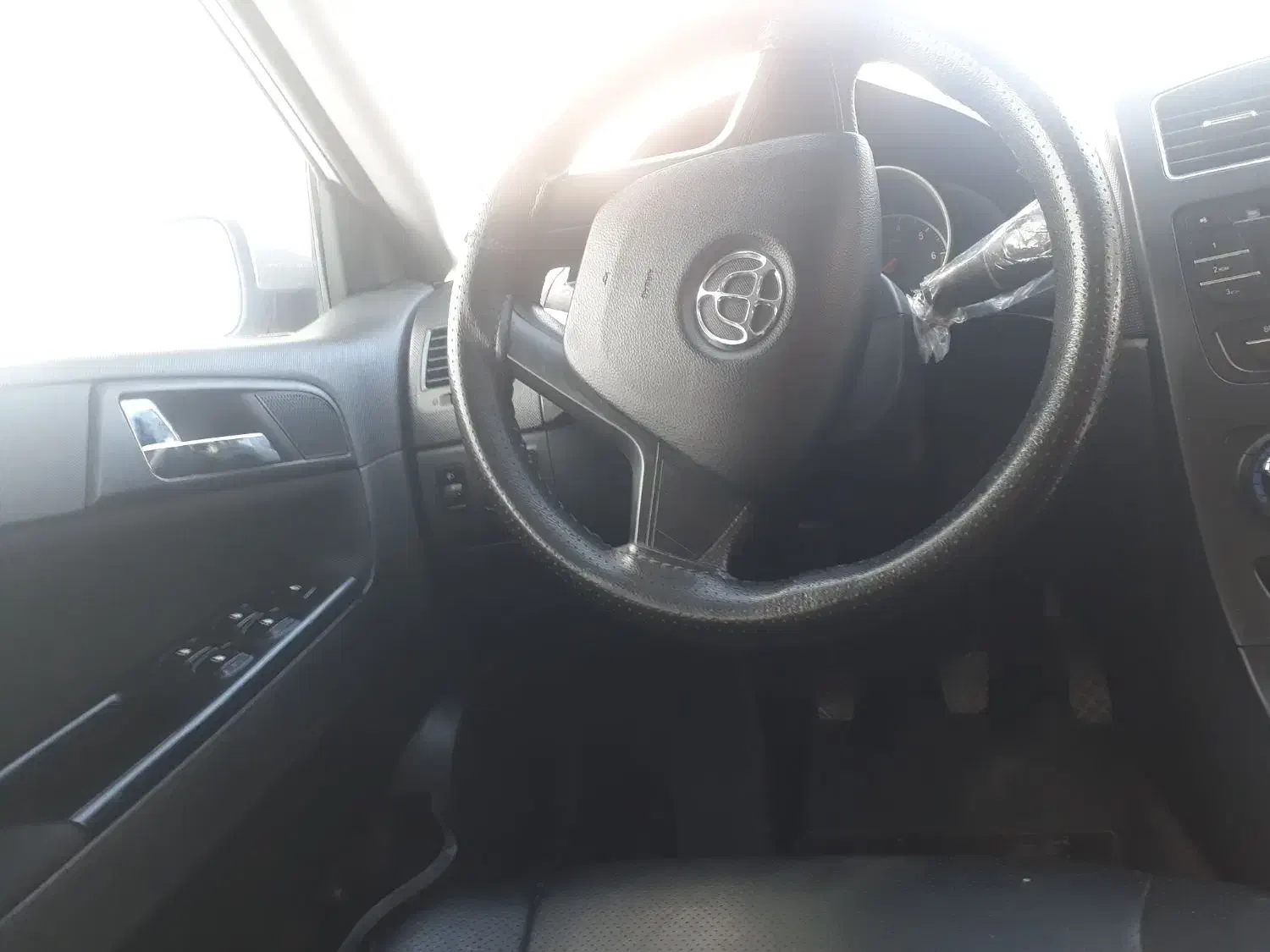 برلیانس ۳۳۰ دنده ای ۱۵۰۰ مدل۹۶ خیلی تمیز خونگی|خودرو سواری و وانت|کرمان, |دیوار