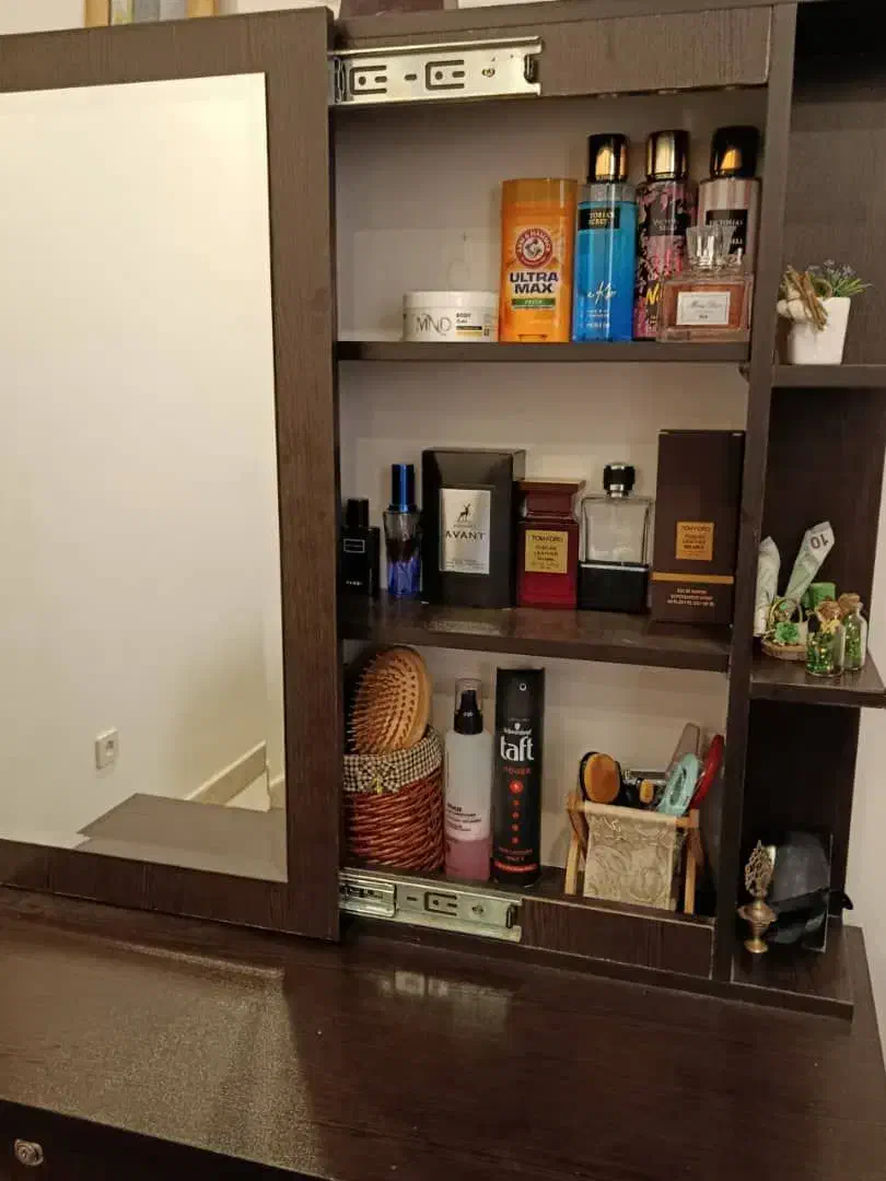 دراور تمیز ودر حد نو|جاکفشی، کمد، دراور|رباطکریم, شترخوار|دیوار