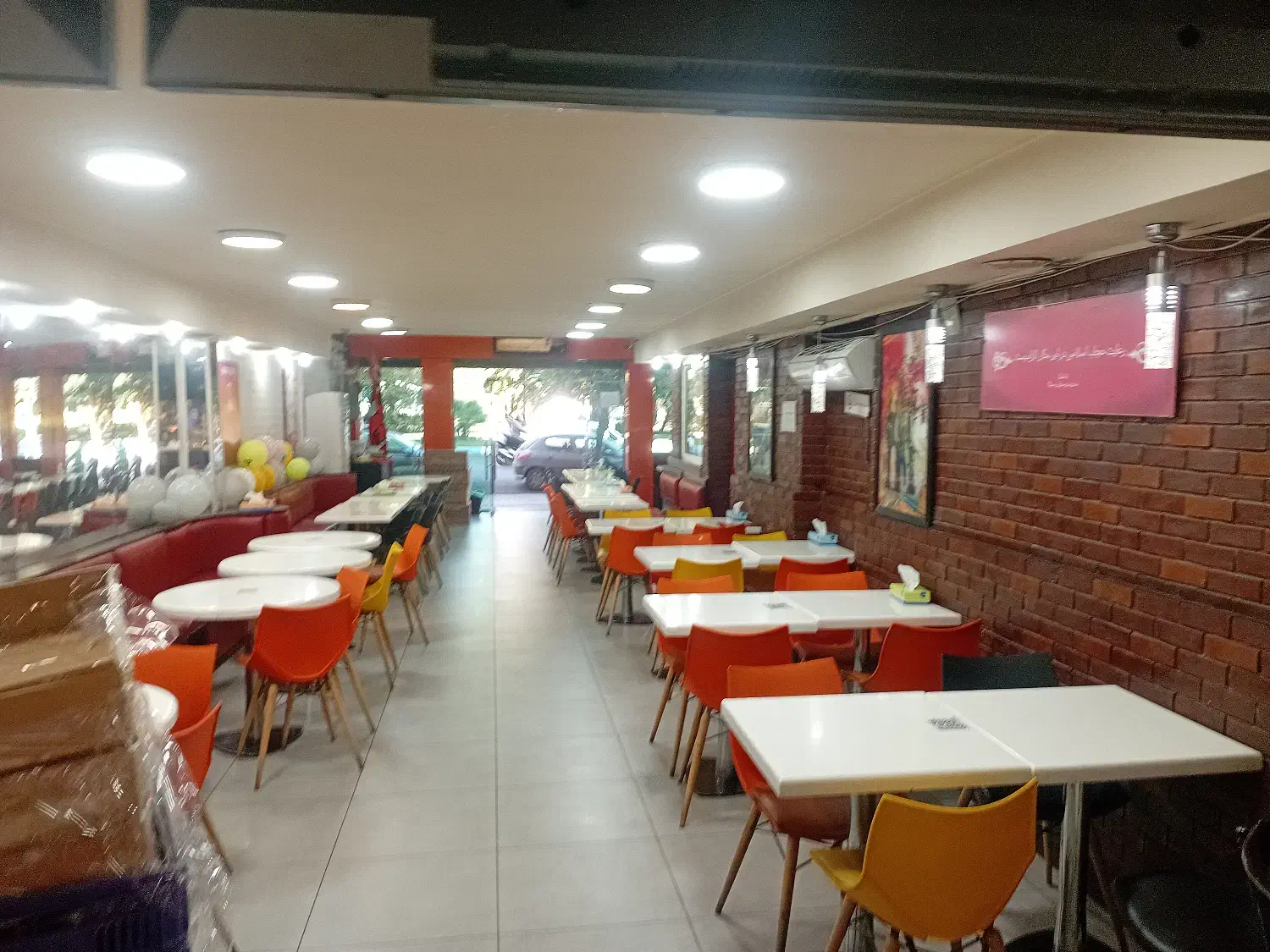 کارگرساده|استخدام خدمات فروشگاه و رستوران|تهران, بلوار کشاورز|دیوار