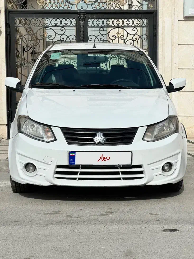 ساینا مدل ۹۸سفید|خودرو سواری و وانت|مشهد, ثامن|دیوار