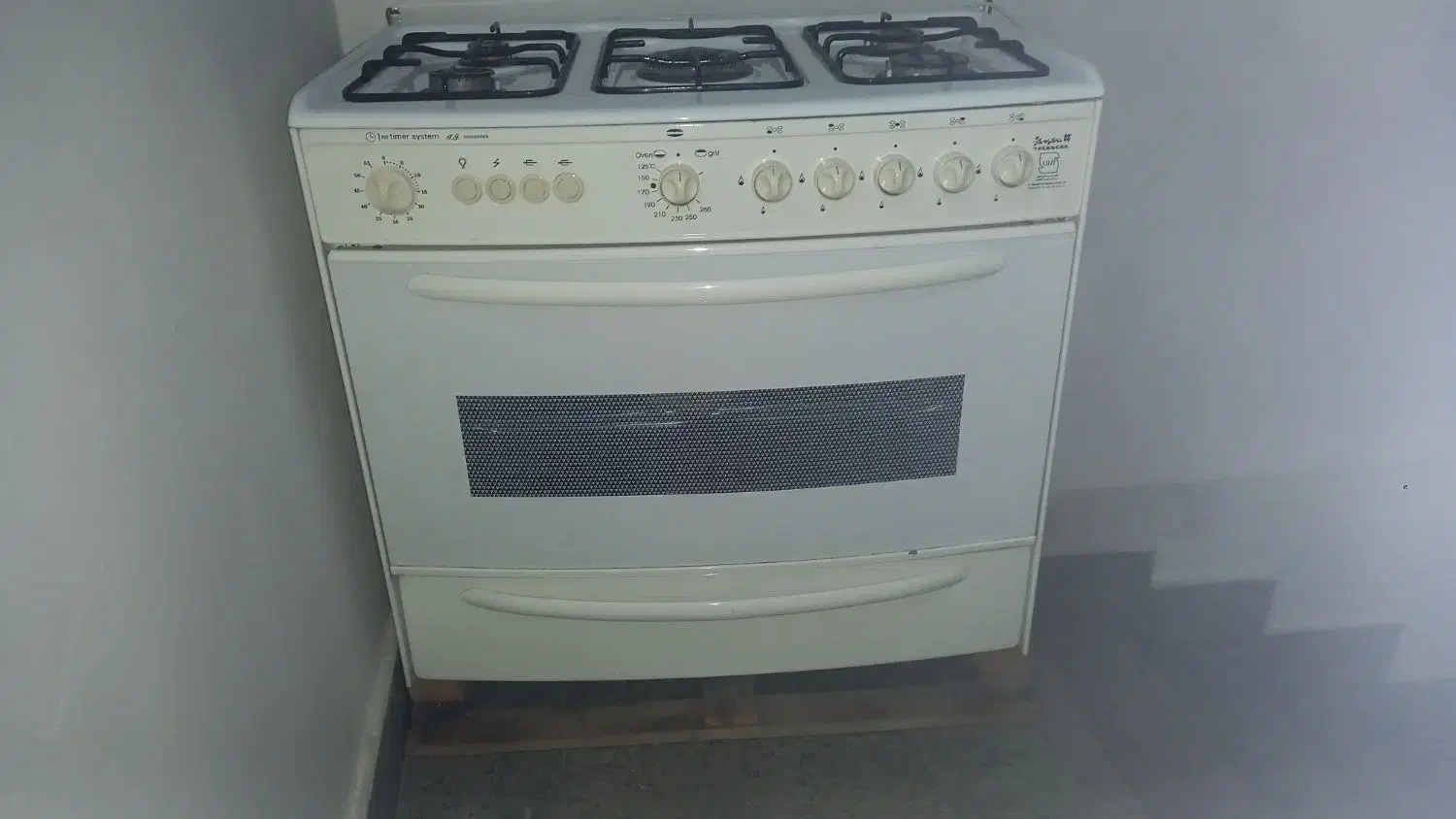 گاز فردار ۵ شعله تاکنو گاز|اجاق گاز و لوازم برقی پختوپز|ساری, |دیوار