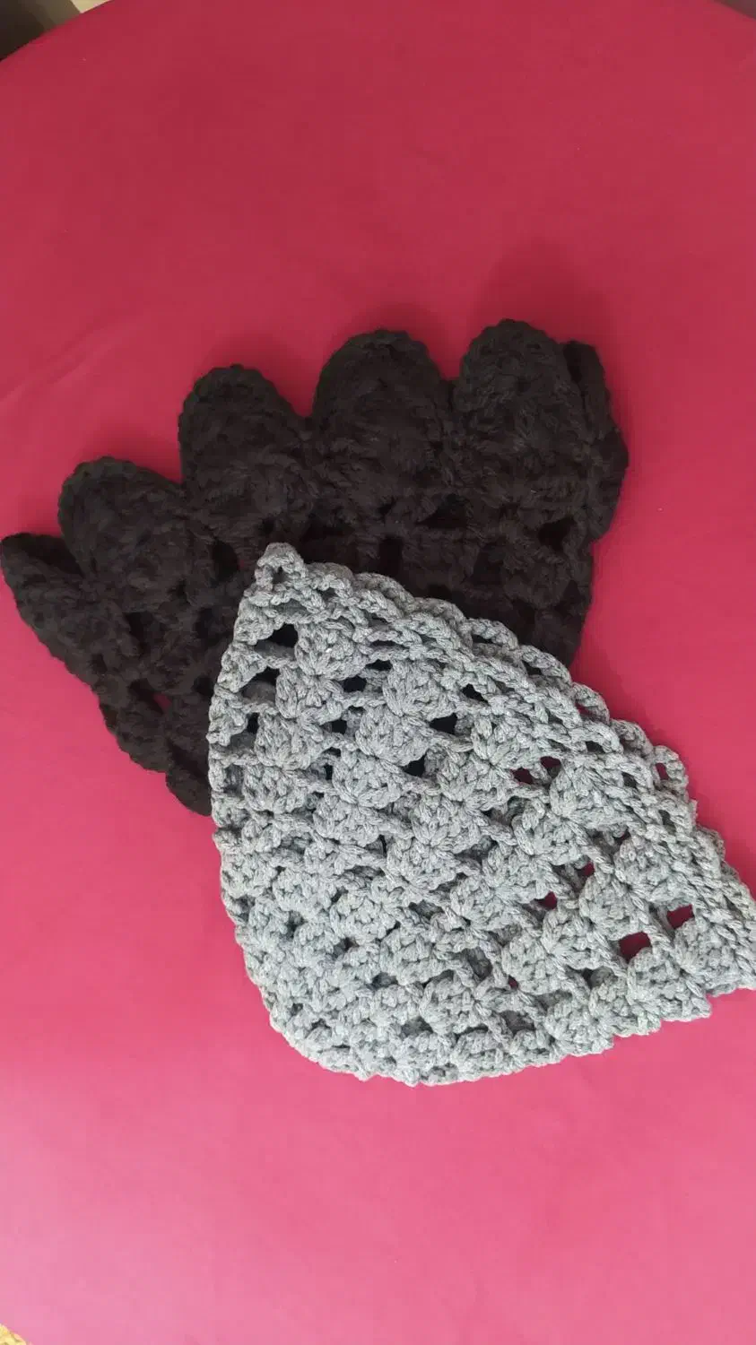 کلاه لئونی جذاب .|لباس|سنگر, |دیوار