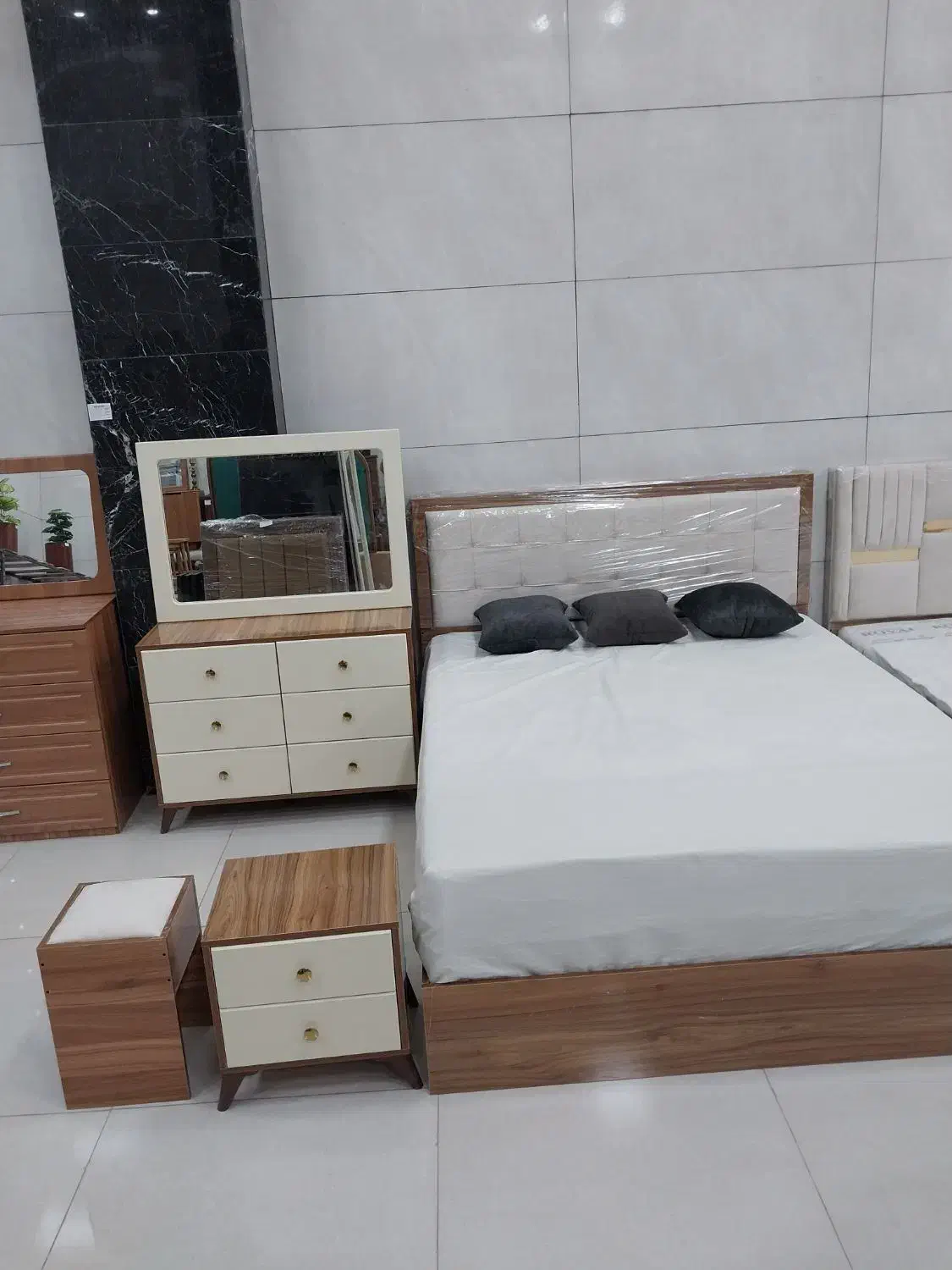 تخت و سرویس دو نفره|تخت و سرویس خواب|کرمانشاه, |دیوار