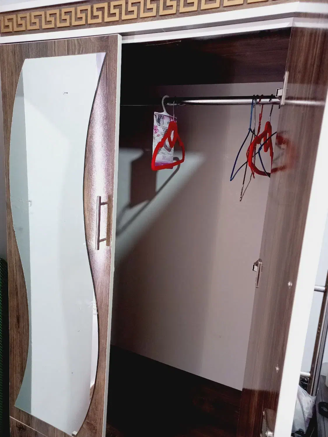 کمد|جاکفشی، کمد، دراور|گرگان, |دیوار