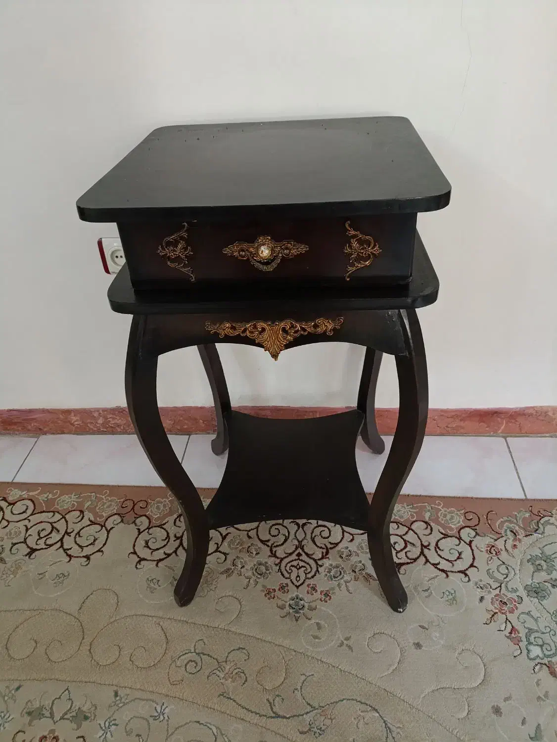 میز تلفن|میز تلفن|ساری, |دیوار