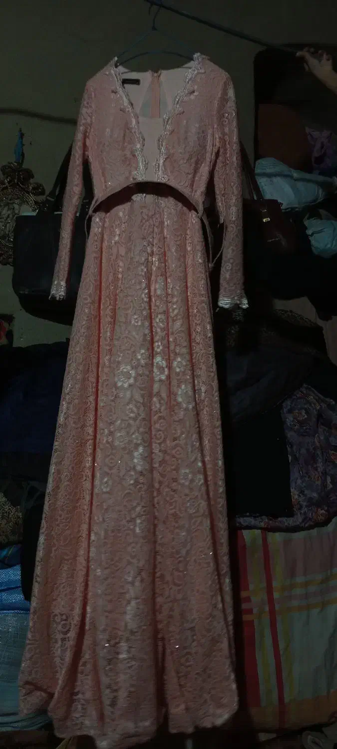 لباس مجلسی و عقد|لباس|نیمروز, |دیوار