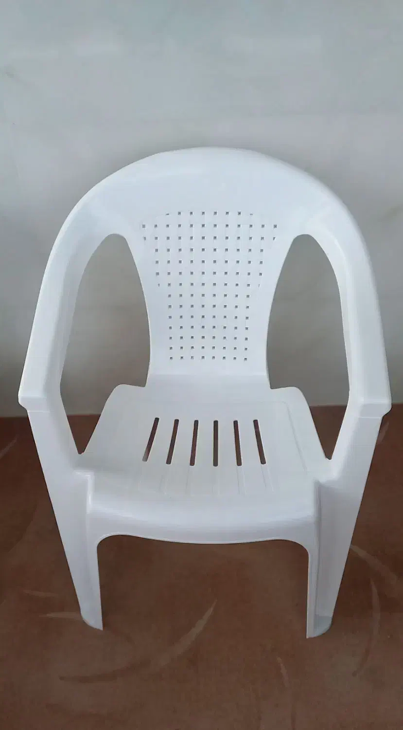 2 تا صندلی پلاستیکی ناصر|صندلی و نیمکت|گرگان, |دیوار