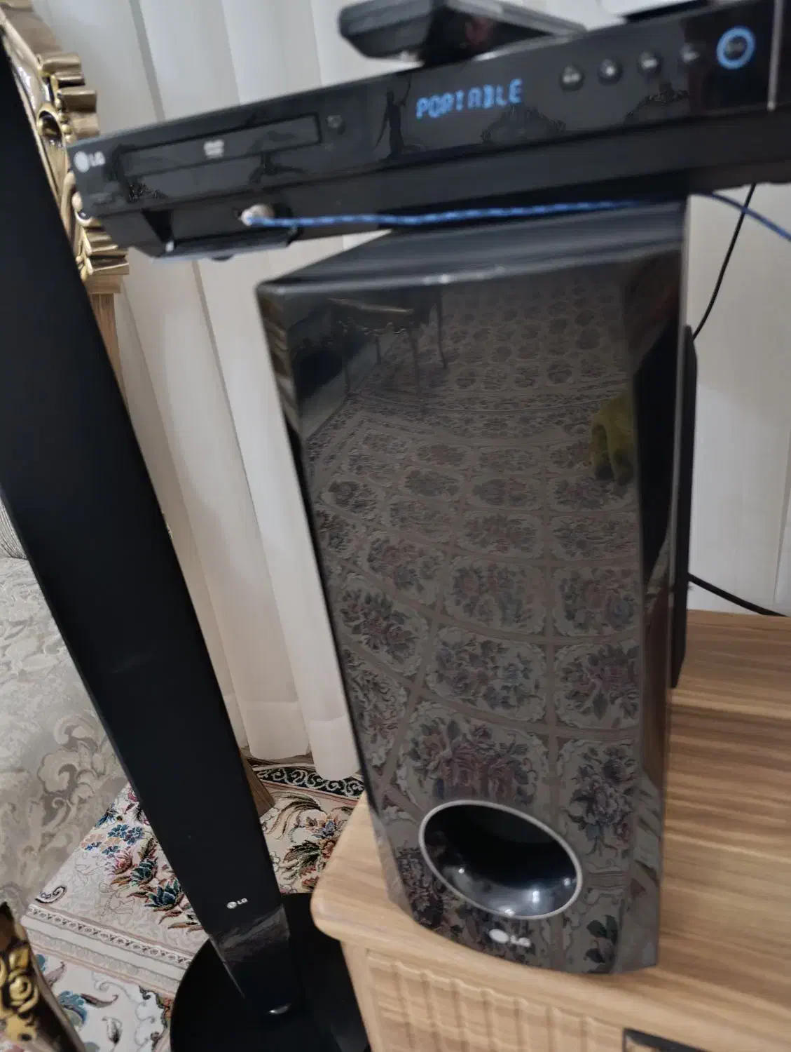 سینما خانواده نونو|سیستم صوتی خانگی|تربتحیدریه, حسنی بالا|دیوار