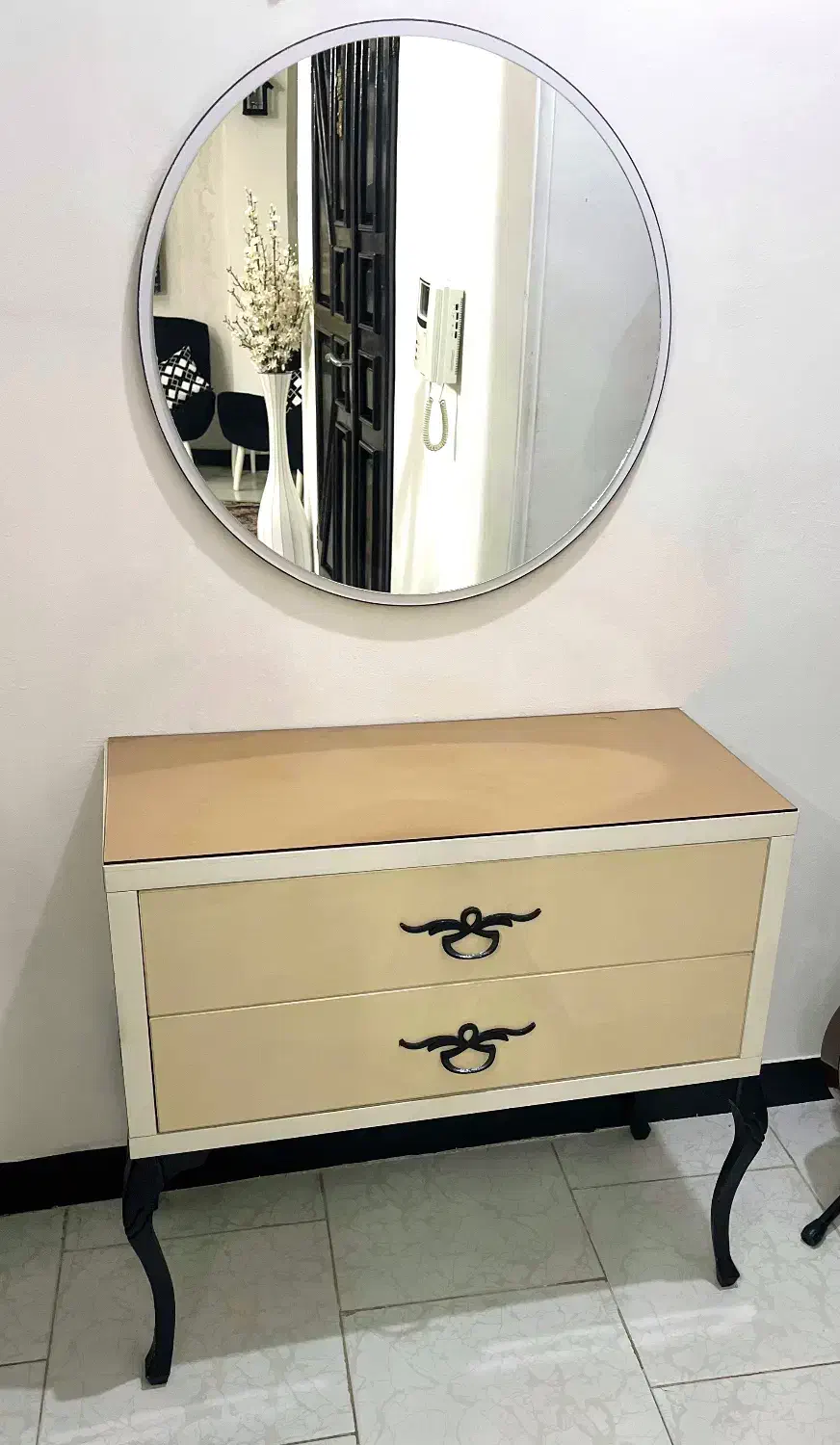 آینه کنسول کاملا سالم|بوفه، ویترین، کنسول|رشت, نخودچر|دیوار