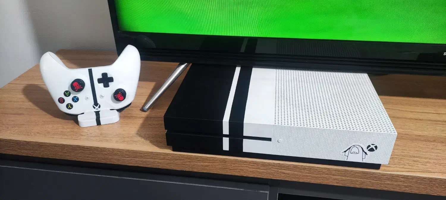 Xbox one s|کنسول، بازی ویدئویی و آنلاین|تهران, وردآورد|دیوار