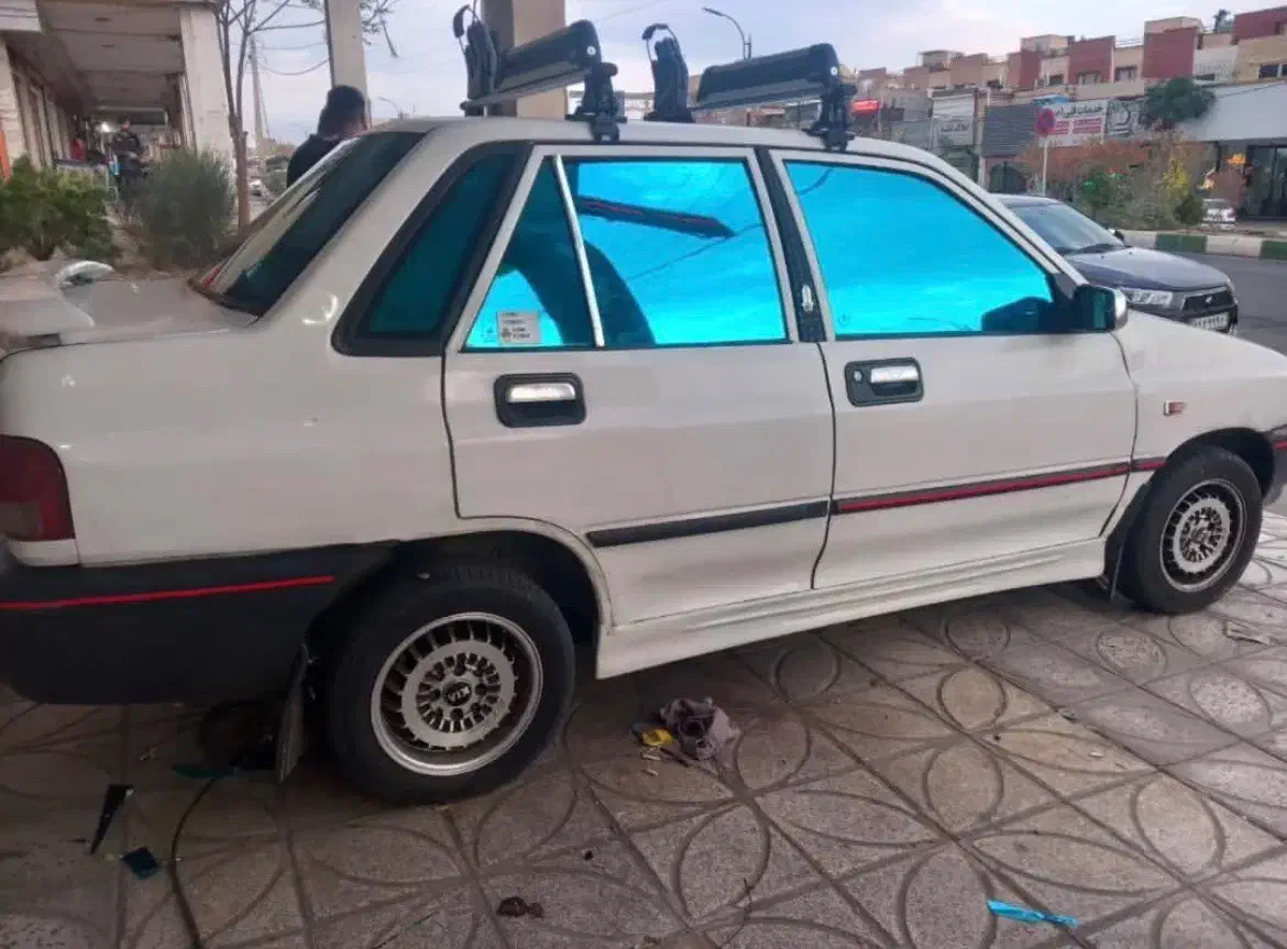 نصب شیشه دودی ضمانتی|خدمات موتور و ماشین|پرند, فاز ۰|دیوار