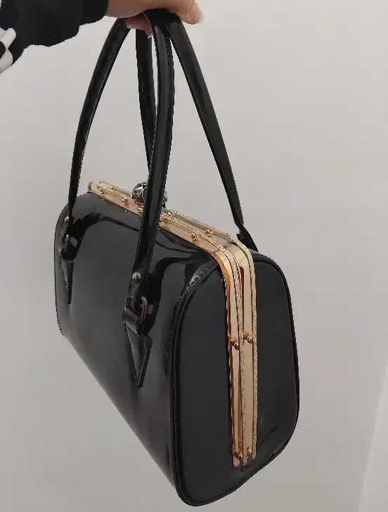 کیف مجلسی|کیف، کفش، کمربند|بروجرد, |دیوار