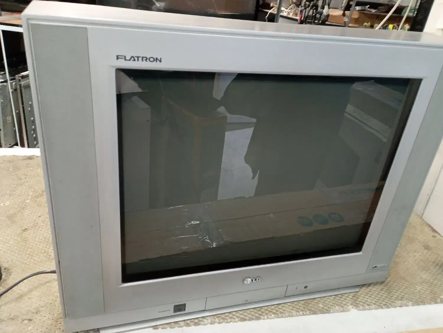 تلویزیون|تلویزیون و پروژکتور|زنجان, |دیوار