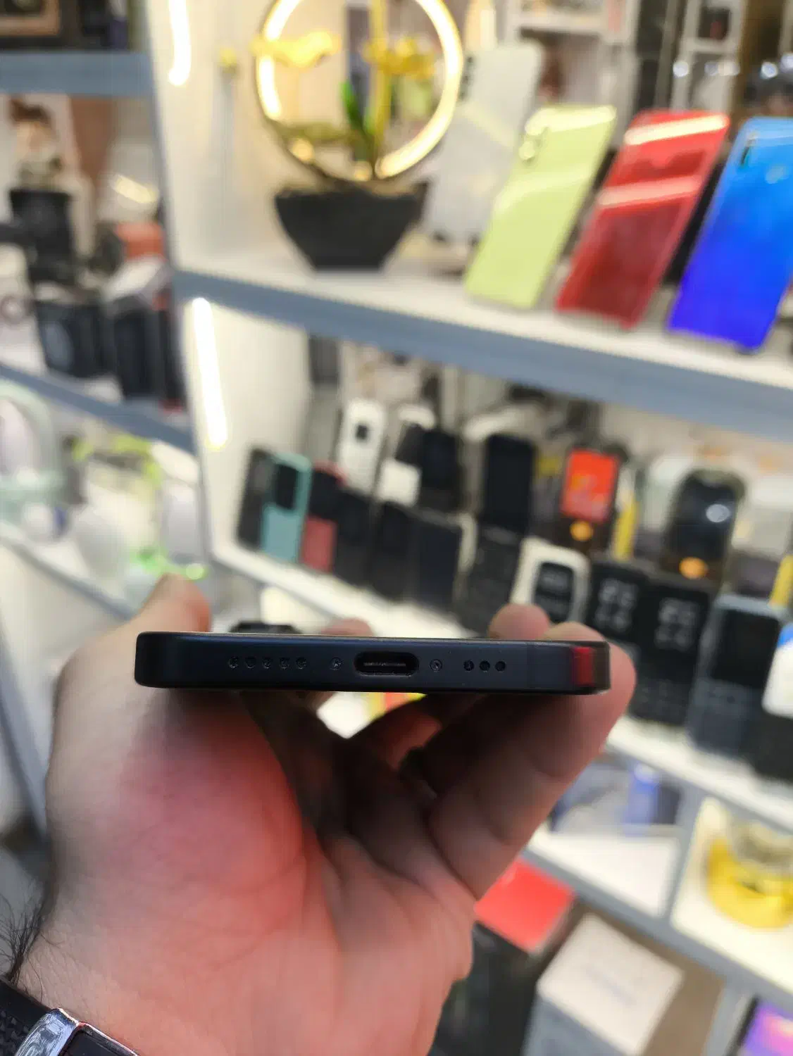 ایفون ۱۶ سلامت باطری ۱۰۰|موبایل|اصفهان, جامی|دیوار