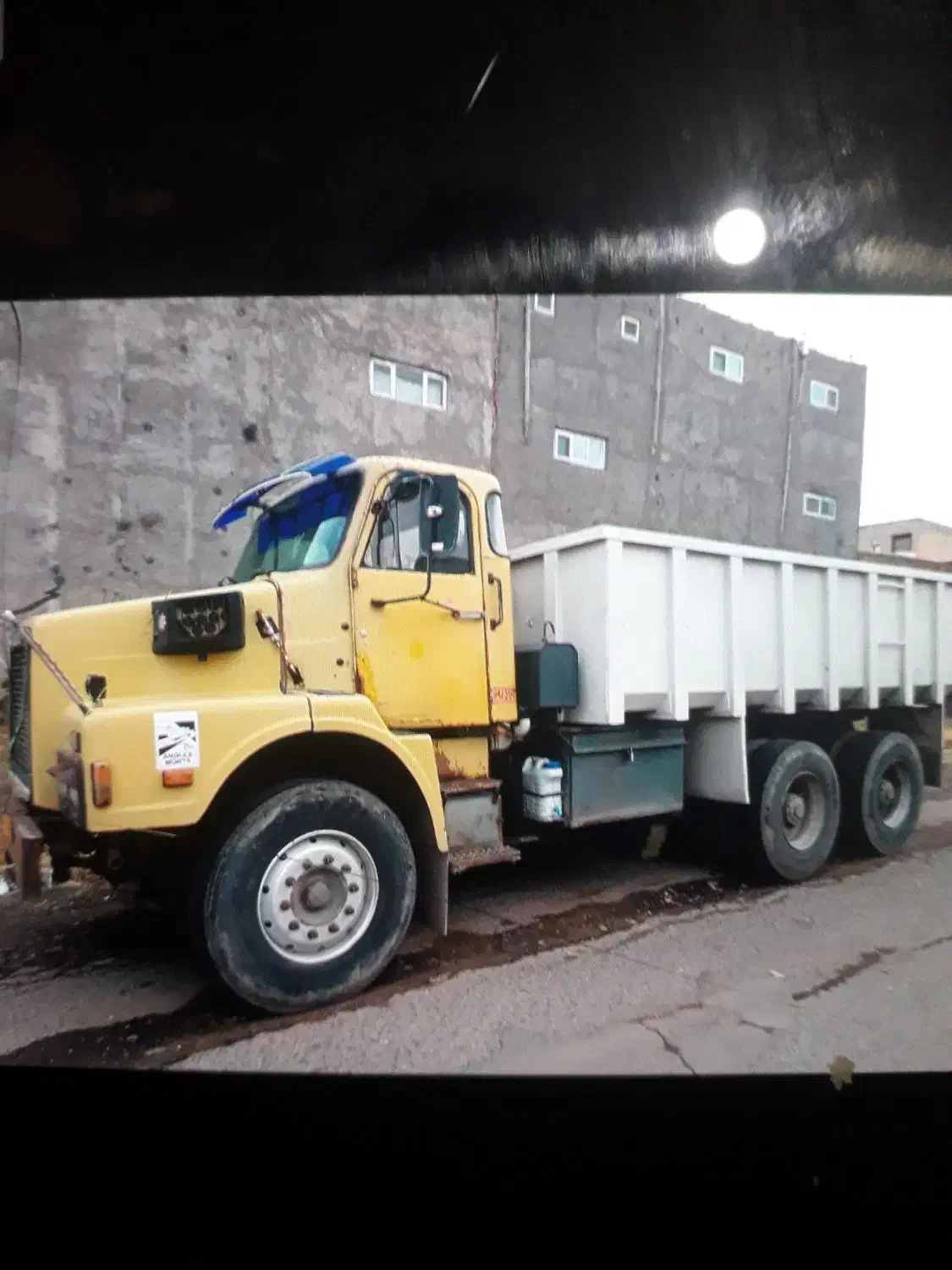 ولوو ده چرخ|خودرو سنگین|اهر, |دیوار