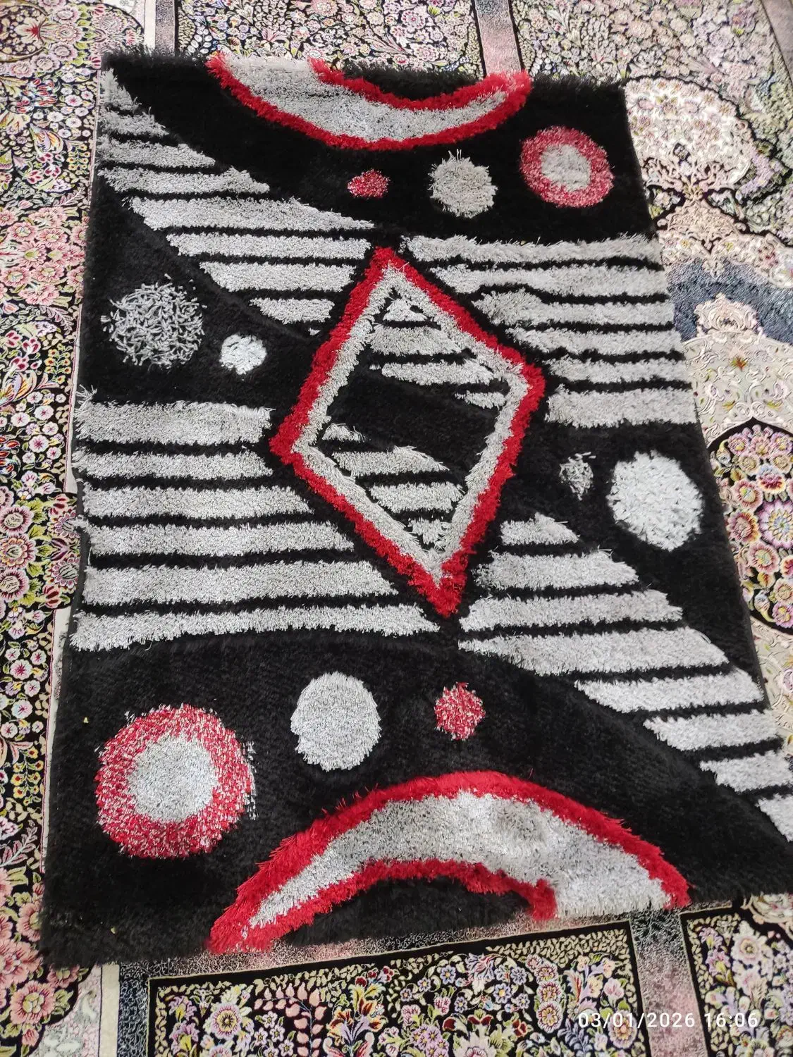 قالیچه و فرش ترکیه ای|فرش|شیراز, کرونی(خاتونک)|دیوار