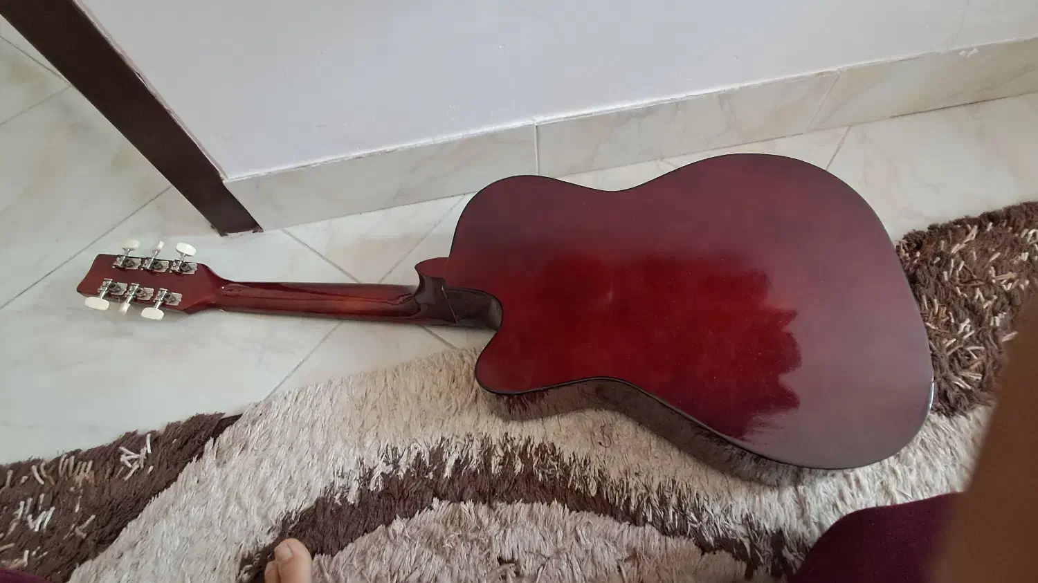 گیتار|گیتار، بیس، امپلیفایر|تبریز, |دیوار