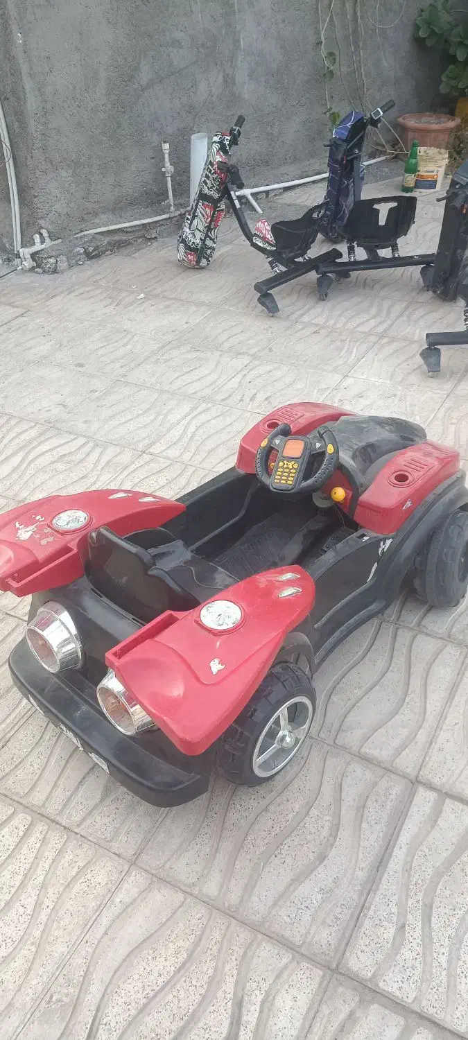 ماشین شارژی|اسباب‌‌بازی|بم, |دیوار