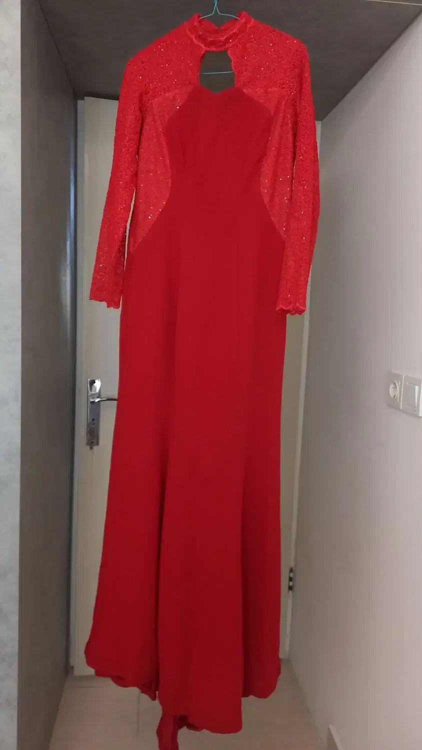 پیراهن مجلسی|لباس|آمل, |دیوار