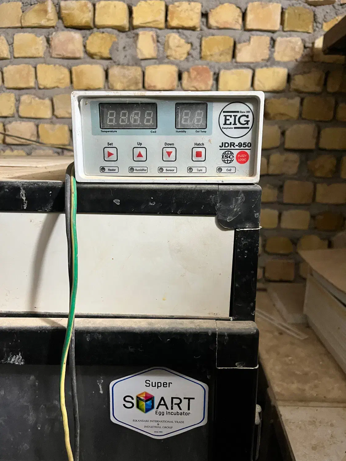 دستگاه جوجه کشی ۱۰۰۰ عددی|ماشینآلات صنعتی|قنوات, |دیوار