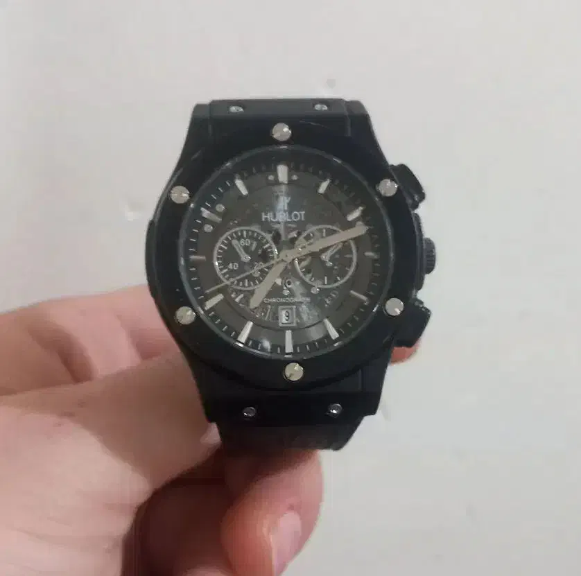 ساعت هابلوت|ساعت|بروجرد, |دیوار