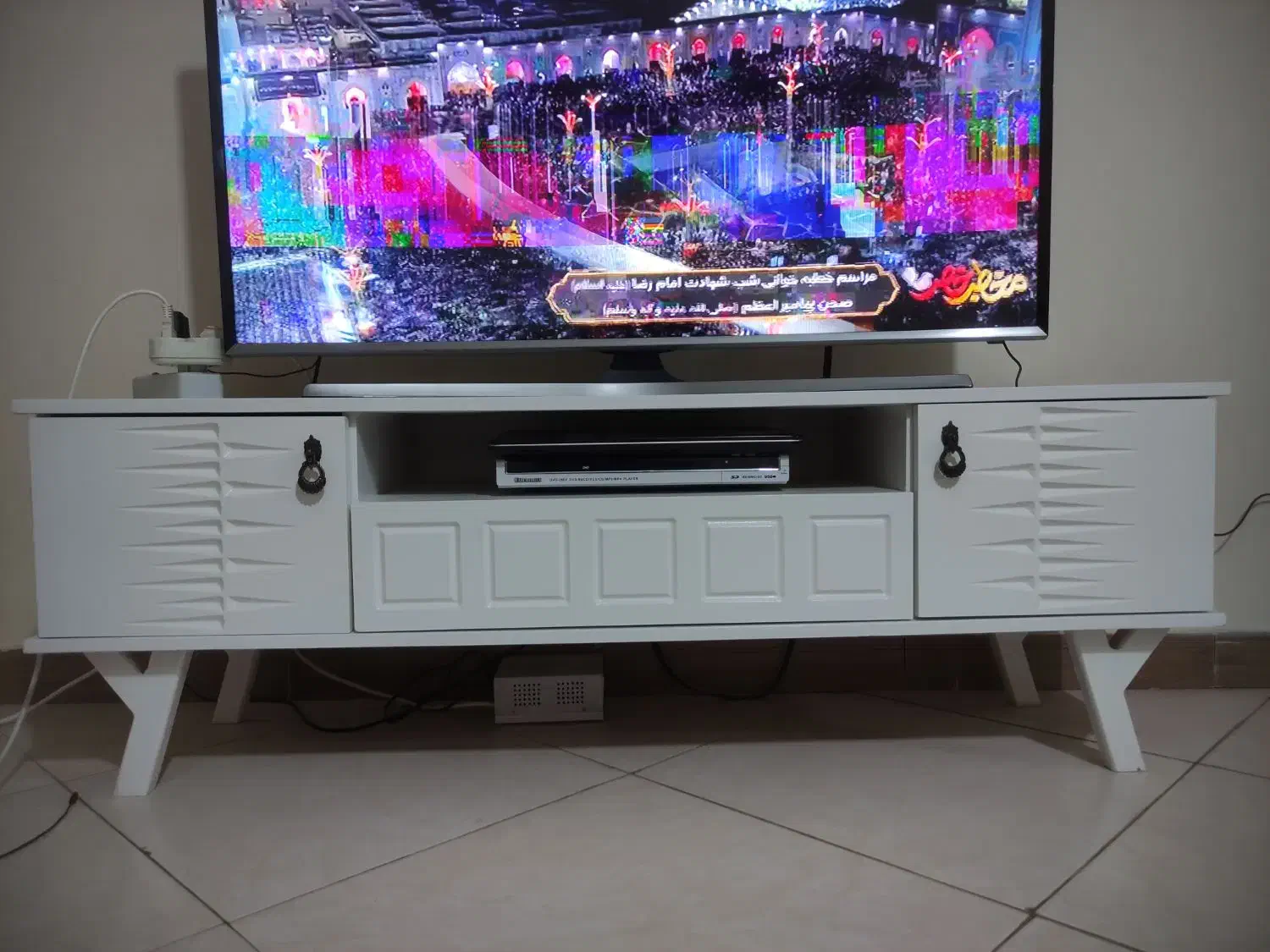 میز تلویزیون|میز تلویزیون|بومهن, |دیوار